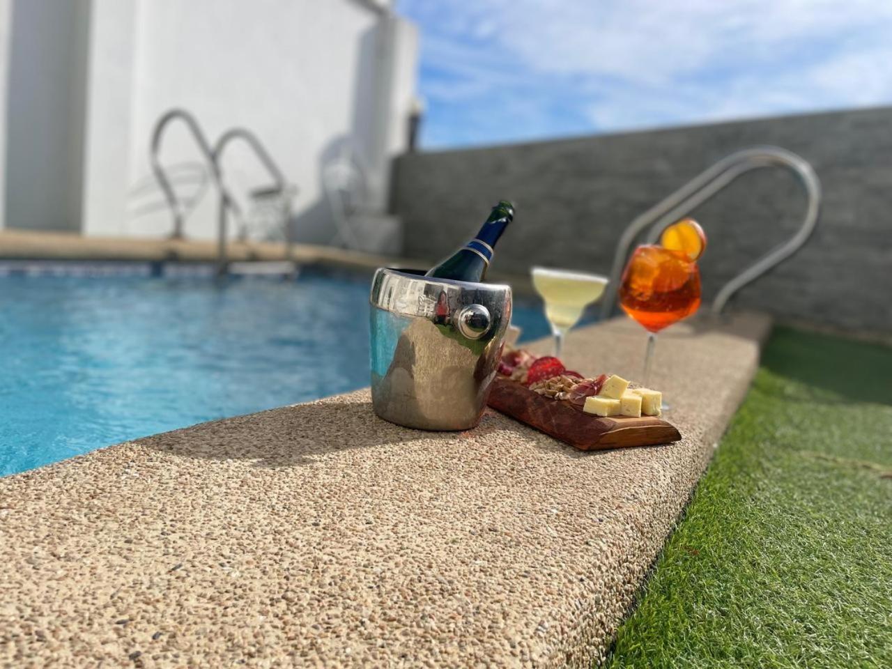 Hotel Vista Velero فينيا ديل مار المظهر الخارجي الصورة